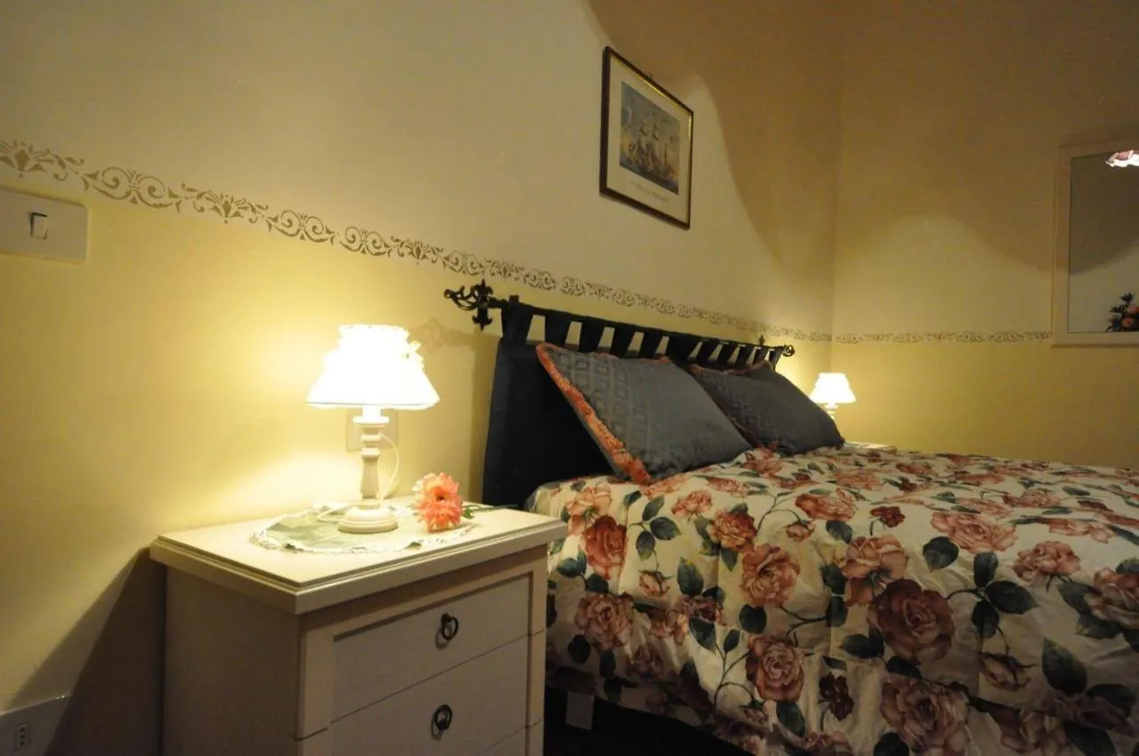 Giglio Apartment Florence